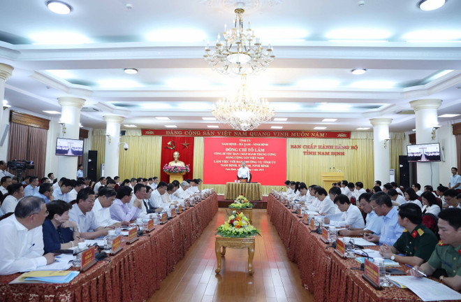 At the Party leader's working session with the Standing Boards of the Party Committees of Nam Dinh, Ha Nam, and Ninh Binh provinces on June 23 (Photo: VNA)