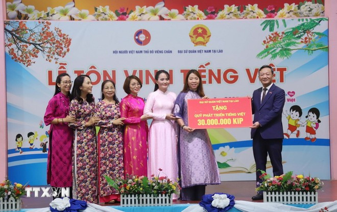ton-vinh-tieng-viet-tai-lao2.jpg