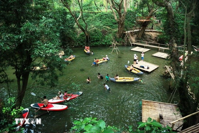 Ozo Treetop Park is a new tourism product at Phong Nha - Ke Bang (Photo: VNA) 1104-phong-nha-2.jpg