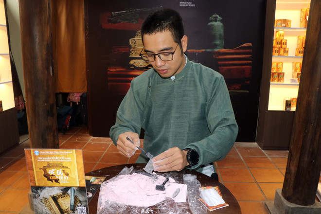 vna-potal-di-tich-co-do-hue-gioi-thieu-du-an-de-do-khao-co-ky-7763025.jpg