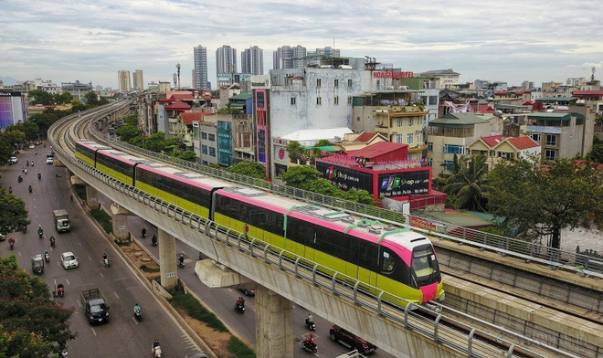 The Nhon – Hanoi Railway Station urban railway line is designed by France’s Systra Group. (Photo: VNA) vna-potal-dua-quan-he-doi-tac-chien-luoc-viet-nam-phap-len-tam-cao-moi-7630441.jpg