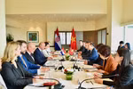 Vietnamese Minister of Foreign Affairs Le Hoai Trung and Croatian Minister of Foreign and European Affairs Gordan Grlić Radman hold talks in Hanoi on May 19, 2026. (Photo: Ministry of Foreign Affairs)