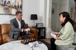 Jarrod Leak, Chief Executive Officer of the Australian Alliance for Energy Productivity (A2EP), grants an interview to the Vietnam News Agency (VNA)'s correspondent in Sydney. (Photo: VNA)