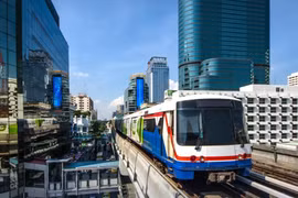 Thailand to cut living costs with fixed 20-THB train fare. (Photo: nationthailand.com)