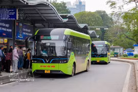 Hanoi introduces 53 electric buses from April 18 (Photo: VNA)