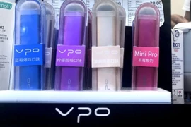 Singapore introduced new penalties for vaping, including increased fines and caning. (Photo: ca.news.yahoo.com)