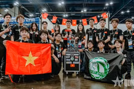 The Vietnamese team at the competition (Photo: QDND)