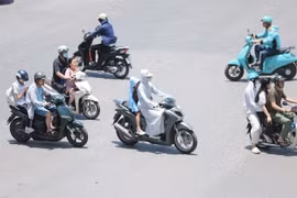 The northern and central Vietnam is experiencing an intense heat wave. (Photo: VNA)