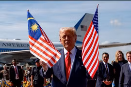 US President Donald Trump is greeted by Malaysian Prime Minister Anwar Ibrahim hours before they sign a trade deal that has been controversial. (Photo: Malaysia Prime Minister’s Office)