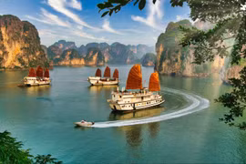 Vietnam saw a 22% rise in tourist numbers last year – and is showing no signs of wanting the growth to slow (Photo: telegraph.co.uk) 