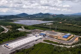A file picture of the Battery Energy Storage System in Santong (Photo: Bernama) 