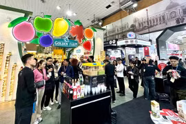 Food & Hospitality Hanoi Expo draws over 180 exhibitors from 24 countries and territories. (Photo: VNA)