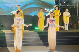 The Hanoi Tourism Ao Dai Festival 2025 concludes on November 9 (Photo: VNA) 