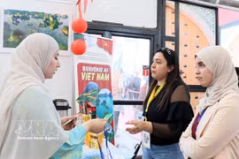 Several Vietnamese tourism products are introduced to visitors at the fair. (Photo: VNA)