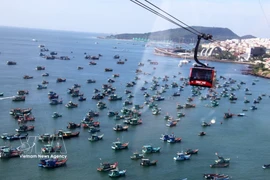 The world’s longest sea-crossing cable car to Hon Thom Island in the Phu Quoc special zone (Photo: VNA)