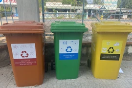 Each location is equipped with three bins for residents to sort waste at source. (Photo: baotayninh.vn) 