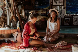 Foreign tourists seek genuine experiences that nourish both body and spirit. (Photo: world.thaipbs.or.th) 