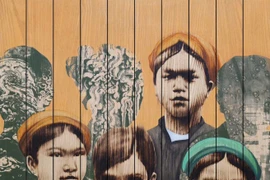 “Indochina” (2024), a wood-burning painting by Ngo Van Sac, is nominated among the top three works in the Modern and Contemporary category at Asian Art in London 2025. (Photo: VNA)