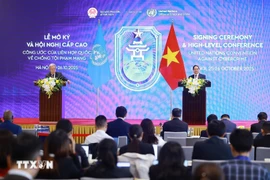 Prime Minister Pham Minh Chinh and UN Secretary-General Antonio Guterres at a press briefing during the signing ceremony (Photo: VNA)