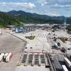An overview of the smart Youyi Guan-Huu Nghi border gate pair (Photo published by VNA)