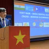 Vietnamese Trade Counsellor in India Bui Trung Thuong speaks at the forum. (Photo: VNA)