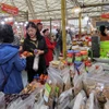 Visitors shop at Spring Fair 2026 (Photo: VNA)