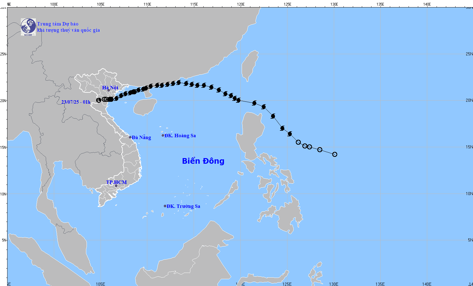 The low-pressure area is forecast to continue moving mainly west-southwest, gradually weakening and dissipating over the next 12 hours. (Photo: National Centre for Hydro-Meteorological Forecasting)