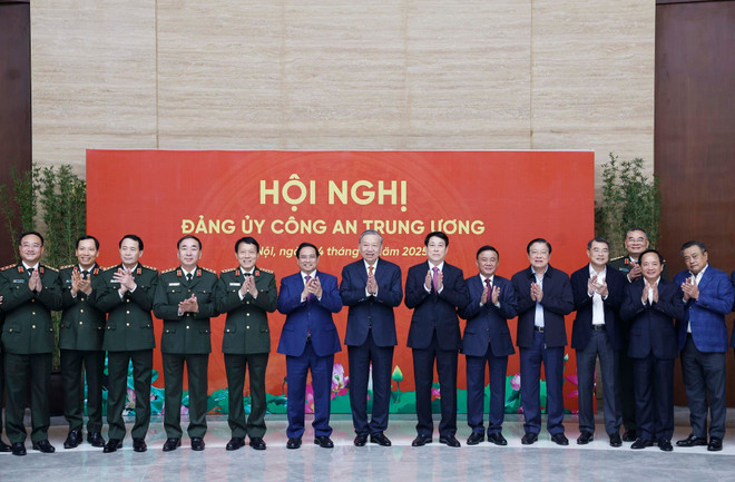 central-public-security-party-committee-vna.jpg