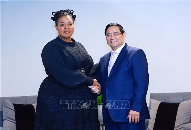 brenda-moagi-vna.jpg