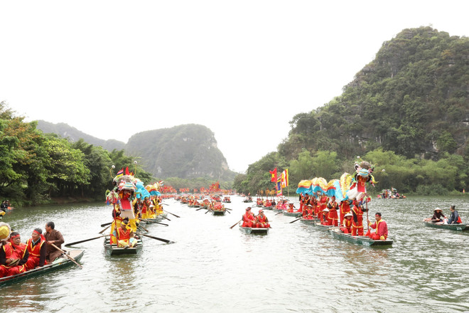 A scene of the Trang An Landscape Complex in Ninh Binh province, which is recognised by UNESCO in 2014 as a World Cultural and Natural Heritage Site. (Photo: VNA) trang-an.jpg