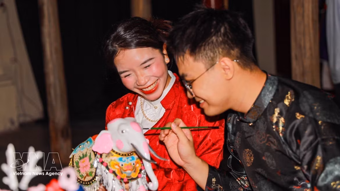 Traditional cultural space brings back Mid-Autumn memories
