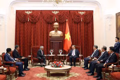 Top leader receives outgoing Bangladeshi ambassador