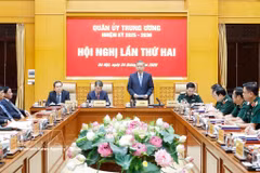 Top leader askes for building modern army