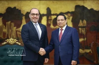 Prime Minister Pham Minh Chinh receives Qatari Ambassador Khalid Ali Abdullah Abel on March 17. (Photo: VNA)