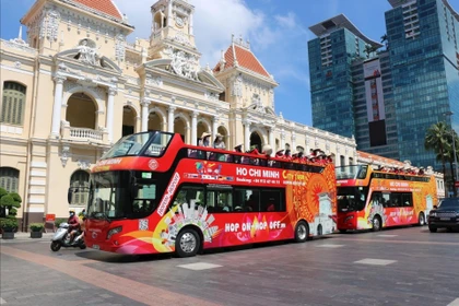A double-decker sightseeing bus in Ho Chi Minh City. (Photo: VNA)