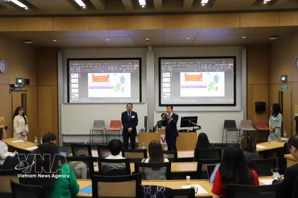 A seminar on AI use hosted by the Vietnam Intellectual Association in the UK and Ireland in February 2026. (Photo: VNA)