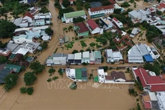 Widespread flooding inundates large parts of Khanh Hoa province, leaving many homes submerged. (Photo published by VNA)