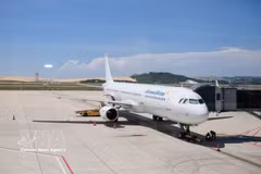 Vietravel Airlines opens Ho Chi Minh City - Shenzhen direct route. (Illustrative photo: VNA)