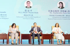 Vietnamese Ambassador to China Pham Thanh Binh (centre) speaks at the high-level thematic dialogue of ASEAN–China Week 2025 (Photo: VNA)