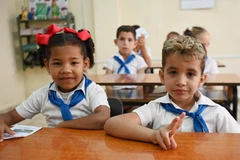 Students of Mártires de Tarará Primary School enjoy their new school. (Photo: VNA)