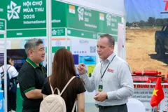 Michael Grace, Managing Director of Pedders Suspensions & Brakes (Australia), attends the fair with the aim of expanding production in Vietnam. (Photo: Trinh Hang/VNA)