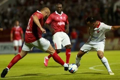 The Manchester Reds takes a 4-2 win over the Vietnam All-Stars in a friendly match, June 27, 2025. (Photo: VNA)
