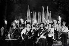 Vietnamese youth steadfast under the Party’s flag