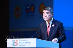 PM attends opening session of Russia-ASEAN Business Forum