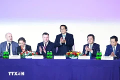 Prime Minister attends Vietnam-Poland business forum