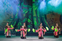 Art performances add vibrancy to Spring Fair 2026