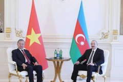 President of Azerbaijan welcomes and holds talks with Party General Secretary To Lam