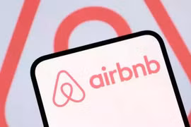 All accommodations listed on online travel agencies must have necessary business licenses by March 31. (Photo: Reuters)