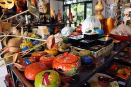 Lacquerware products from Ha Thai lacquer craft village in Duyen Ha commune, Thuong Tin district are exported to European markets, Japan, and the Republic of Korea. (Photo: VNA)