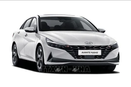 Hyundai unveils its new Avante Hybrid model in Seoul, the Republic of Korea, on August 13, 2020. (Photo: Yonhap/VNA)